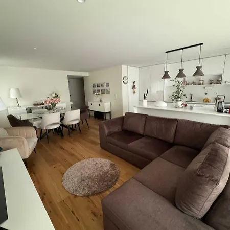 Edjo Trinda Apartamento Sacavém